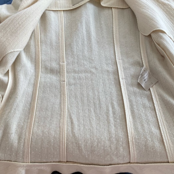 Burberry Wool Coat - Picture 3 of 10